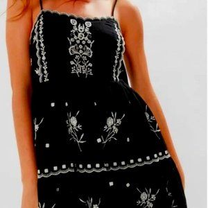 URBAN OUTFITTERS, NWT, black/white embroidered sundress, Size S
